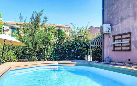 Last Sun Roccella: Blu, Piscina, Ricorrere, Materiale Composito, Eco Hotel, Appartamento, Mobili Da Esterno, Shade, Hacienda, Hotel