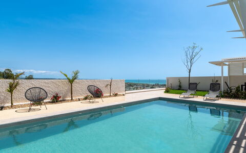 A Casa di Chica: Piscina, Ricorrere, Mobili Da Esterno, Shade, Hotel, Sedia, Eco Hotel, Landscaping, Lettino