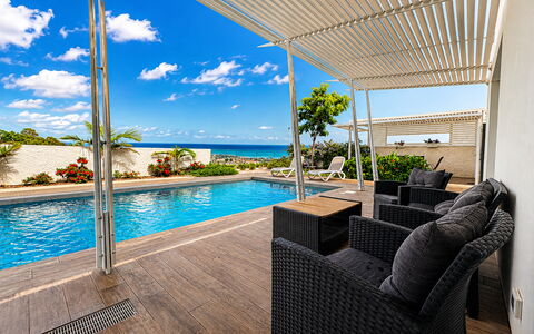 A Casa di Chica: Mobili Da Esterno, Ricorrere, Mobilia, Piscina, Tempo Libero, Mare, Eco Hotel, Sedia, Shade, Hotel
