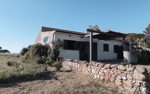 Baita Vignola: Architettura, Casa, Area Rurale, Lotto, Insediamento Umano, Villetta, Villaggio, Suolo, Shade, Agriturismo