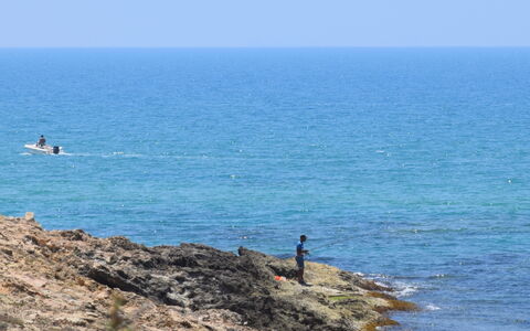 Punta Braccetto Fronte Mare: Blu, Mare, Estate, Ricreazione, Orizzonte, Costiera E Morfologie Oceanic, Oceano, Onda, Wind Wave