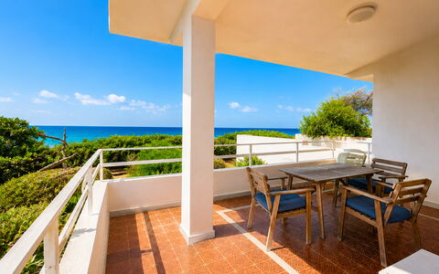 Punta Braccetto Fronte Mare: Mare, Mobili Da Esterno, Oceano, Sedia, Tropici, Balcone, Eco Hotel, Ricorrere, Caraibico