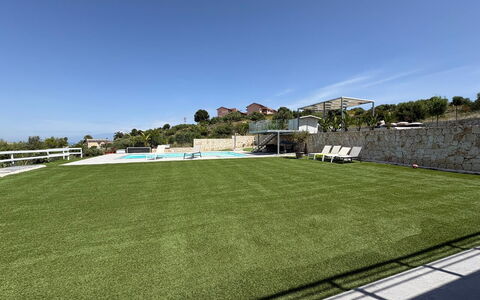 Rari House: Erba Sintetica, Prato, Shade, Landscaping, Recinzione, Parco, Netto, Piscina