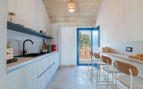 Tenuta Emma: Piastrella, Cucina, Sedia, Design, Controsoffitto, Cucina & Sala Da Pranzo Tavolo, Marmo, Lampada