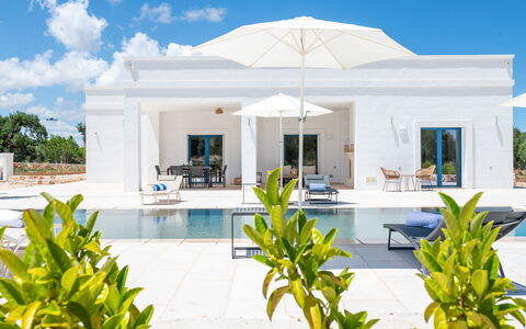 Tenuta Emma: Estate, Piscina, Riflessione, Reflecting Pool, Design, Villa, Dimora, Ricorrere, Resort Citta '
