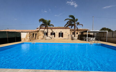 L'Oasi di Salvo: Piscina, Ricorrere, Ricreazione, Tempo Libero, Centro Ricreativo, Hotel, Resort Citta ', Villa, Vacanza