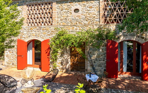Villa Santa Barbara: Arbusto, Porta, Giardino, Villetta, Brick, Muratura, Agriturismo, Estate, Cortile, Landscaping