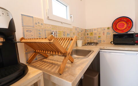 Sveva: Legna, Mobilia, Interior Design, Camera, Color Legno, Apparecchio Major, Sedia, Elettrodomestico Da Cucina, Cucina, Elettrodomestico
