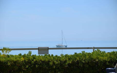 Il Favollo: Blu, Giorno, Orizzonte, Mare, Oceano, Costiera E Morfologie Oceanic, Costa, Suono, Spiaggia, Moto D'Acqua