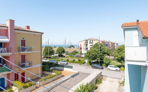 Seaside Apartment: Zona Residenziale, Appartamento, Quartiere, Urban Design, Insediamento Umano, Casa, Condominio, Balcone, Uso Misto, Sobborgo