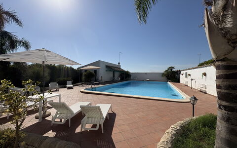 Il Cigno Reale Green: Piscina, Ricorrere, Shade, Hacienda, Hotel, Estate, Landscaping, Villa, Eco Hotel