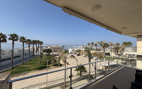 La Casa di Luigi: Giorno, Shade, Appartamento, Balcone, Ricorrere, Hotel, Località Balneare