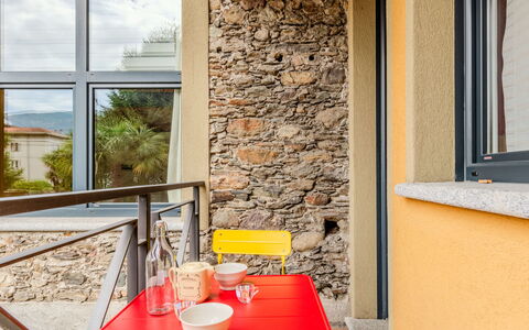 Tiny Loft: Mobilia, Sedia, Balcone, Color Legno, Pianta Della Casa, Mobili Da Esterno, Cucina & Sala Da Pranzo Tavolo, Eco Hotel
