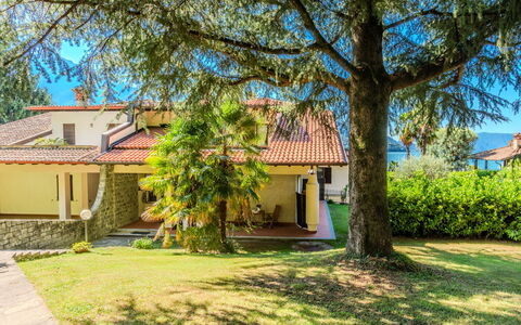 Riva&Lago: Casa, Shade, Prato, Giardino, Estate, Hacienda, Agriturismo, Cortile, Landscaping, Villa