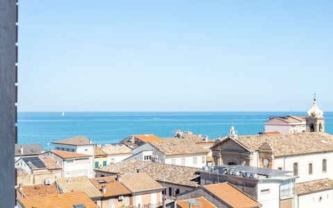 Corso 109: Blu, Orizzonte, Mare, Tetto, Costiera E Morfologie Oceanic, Costa, Oceano, Appartamento, Balcone, Spiaggia