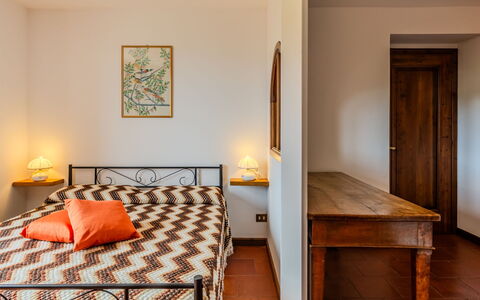 Casa Giamba: Interior Design, Mobilia, Letto, Camera Da Letto, Pavimentazione, Pavimento, Parete, Camera, Legna, Lenzuolo