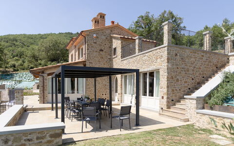 Villa Maddalena alla Guglielmesca: Mobilia, Mobili Da Esterno, Cucina & Sala Da Pranzo Tavolo, Casa, Tavolo Esterno, Sedia, Porta, Terrazza, Portico, Shade