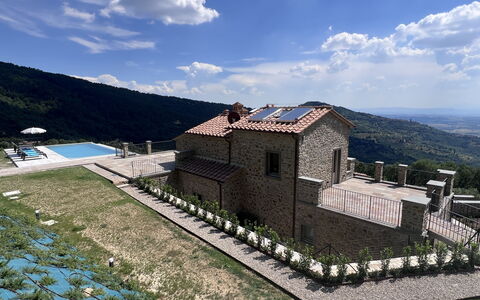 Villa Maddalena alla Guglielmesca: Piscina, Tempo Libero, Vacanza, Mobili Da Esterno, Villa, Paesino Di Montagna
