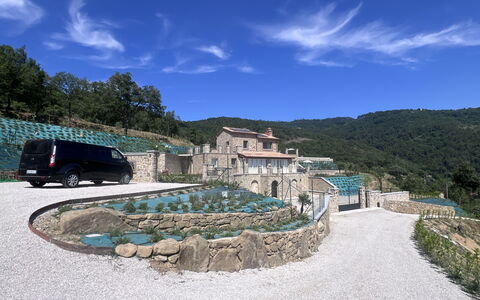 Villa Maddalena alla Guglielmesca: Paesaggio, Collina, Villaggio, Estate, Villa, Hacienda, Paesino Di Montagna