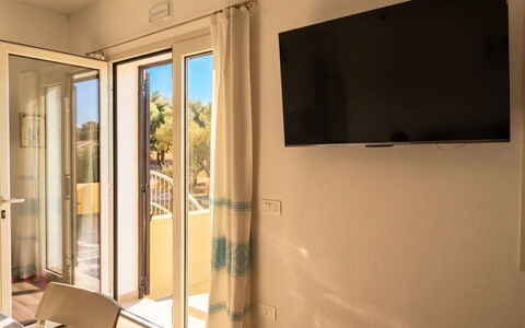 Il Mio Sole: Appartamento, Architettura, Zona Residenziale, Condominio, Materiale Composito, Urban Design, Balcone, Uso Misto, Shade