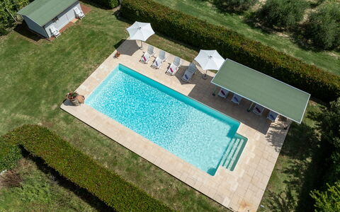 Il Cipresso, Casa dei Nonni, Cortona: Piscina, Ricorrere, Mobili Da Esterno, Materiale Composito, Terme, Shade, Eco Hotel, Giardino, Lettino, Landscaping