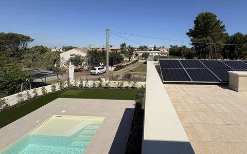 Villa Marzia - Augusta: Piscina, Giardino, Shade, Estate, Landscaping, Cortile, Design, Cortile, Villa, Eco Hotel