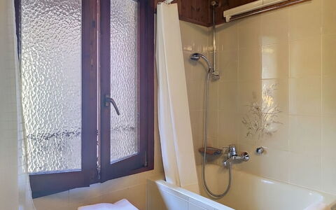 Casa Gloria: Appartamento, Condominio, Uso Misto, Hotel, Balcone