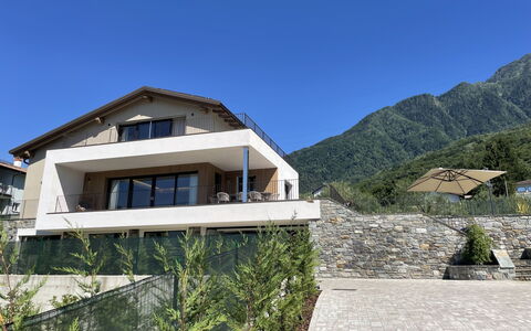 Aura: Casa, Catena Montuosa, Hill Station, Pendenza, Cresta, Balcone, Paesino Di Montagna, Villa, Eco Hotel