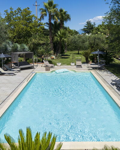 Villa El Perlè, Padenghe sul Garda: Piscina, Acqua, Mobili Da Esterno, Ricorrere, Lettino, Ombrello, Mobilia, Terme, Eco Hotel, Giochi D'Acqua