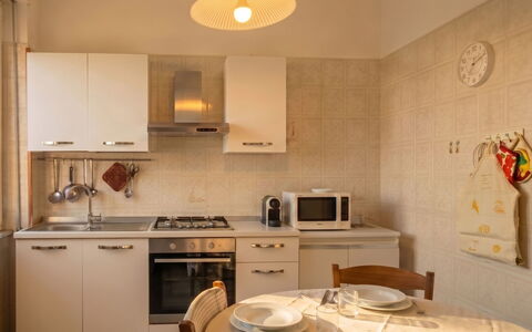 Vela Latina: Interior Design, Mobilia, Legna, Pavimentazione, Soffitto, Pavimento, Camera, Illuminazione, Appartamento, Tavolo
