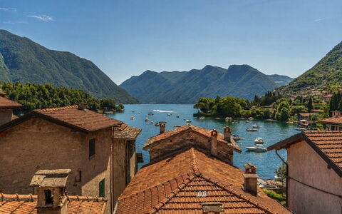 Next Comacina, Lago di Como with Garage: Geografia Montane, Montagna, Acqua, Corpo D'Acqua, Barca, Collina, Moto D'Acqua, Catena Montuosa, Highland, Casa