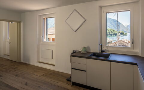 Next Comacina, Lago di Como with Garage: Pavimentazione, Legna, Interior Design, Pavimento, Controsoffitto, Soffitto, Pavimento In Legno, Cucina, Casa, Mobilia
