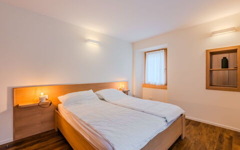 Ca' Alma Dolomia: Interior Design, Legna, Pavimentazione, Pavimento, Camera Da Letto, Soffitto, Letto, Camera, Lenzuolo, Telaio Del Letto