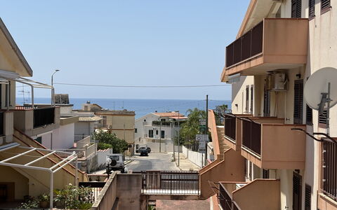 Villa Magda: Costruzione, Zona Residenziale, Cittadina, Zona Urbana, Casa, Quartiere, Appartamento, Tetto, Architettura, Casa