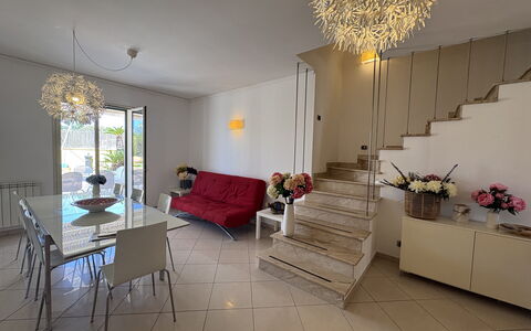 Villa Magda: Interior Design, Pavimentazione, Mobilia, Pavimento, Legna, Soffitto, Camera, Illuminazione, Soggiorno, Casa