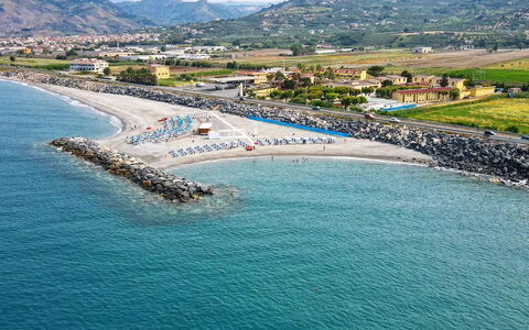 Baia di Tempsa Beach and Sea: Corpo D'Acqua, Costa, Spiaggia, Costiera E Morfologie Oceanic, Riva, Mare, Attrazione Turistica, Oceano, Baia, Tropici
