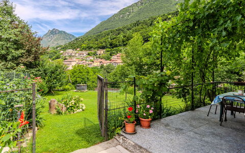 Casa Iolanda: Geografia Montane, Montagna, Collina, Highland, Catena Montuosa, Paesaggio, Hill Station, Area Rurale, Valle, Villaggio