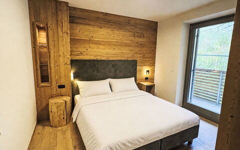 Vita Nova: Legna, Camera Da Letto, Color Legno, Telaio Del Letto, Latifoglie, Plank, Appartamento, Bedding, Letto, Legname
