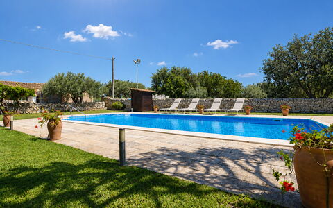 La Muraglia: Piscina, Hacienda, Shade, Estate, Eco Hotel, Ricorrere, Landscaping, Cortile, Villa, Hotel