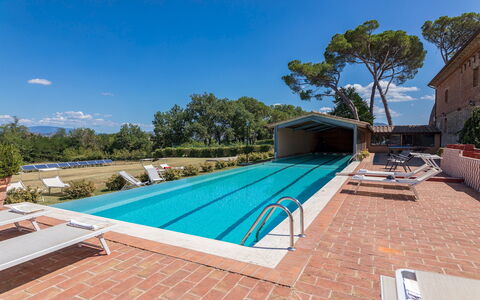 Antica Villa Merelli 12: Piscina, Hacienda, Estate, Ricorrere, Villa, Eco Hotel, Hotel, Giochi D'Acqua, Resort Citta '