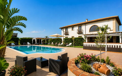 Casa Dafne: Piscina, Ricorrere, Estate, Villa, Hotel, Hacienda, Terme, Eco Hotel, Agriturismo
