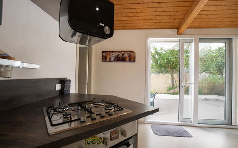 La Dimora di Diana: Elettrodomestico Da Cucina, Cucina, Controsoffitto, Interior Design, Apparecchio Major, Legna, Elettrodomestico, Pavimentazione, Soffitto, Cucina Stufa