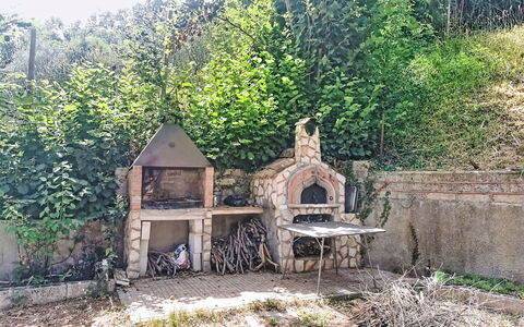 La Casa dei Cedri: Zona Residenziale, Casa, Appartamento, Urban Design, Balcone, Shade, Illuminazione Diurna, Gesso