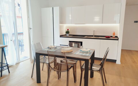 Lola Home - Levanto: Mobilia, Interior Design, Pavimentazione, Legna, Pavimento, Cucina, Cucina & Sala Da Pranzo Tavolo, Tavolo, Controsoffitto, Sedia