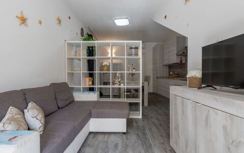 Domus de Mar: Blu, Balcone, Corrimano, Appartamento, Recinzione, Mare, Ricorrere, Condominio, Piscina, Hotel