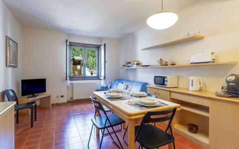 Ai Pascoli: Interior Design, Casa, Camera, Appartamento, Soffitto, Cornice, Hotel, Lampada