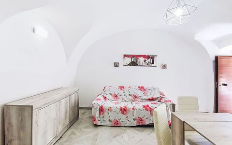 La Terrazza di Caramanico: Mobilia, Interior Design, Pavimentazione, Pavimento, Soffitto, Appartamento, Camera, Divano, Soggiorno