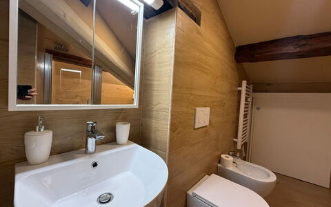 Il Pittore: Pavimentazione, Legna, Idraulico Fixture, Pavimento, Interior Design, Bagno, Idraulico, Piastrella, Soffitto, Lavello