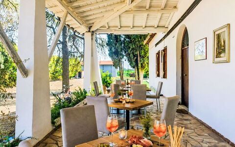 La Perla di Aprilia: Casa, Casa, Mobilia, Porta, Ricorrere, Villetta, Estate, Shade, Giardino, Hacienda