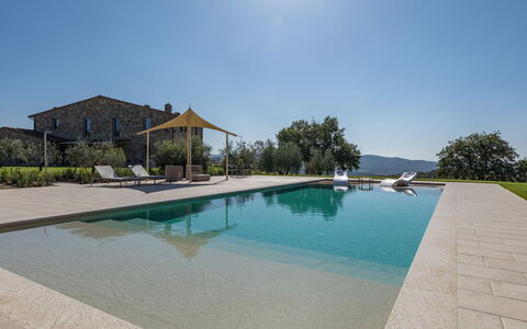 La Calcinaia Country House, Bucine: Piscina, Landscaping, Flagstone